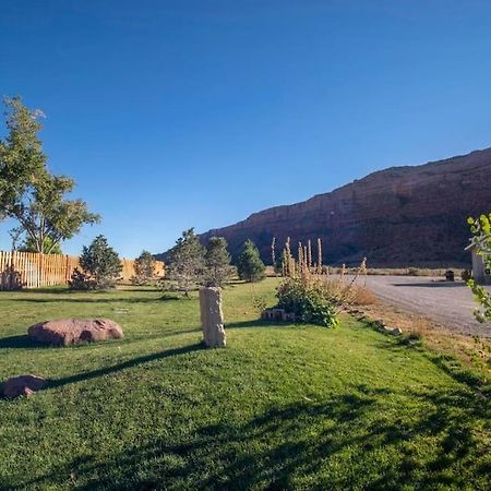 Redrock Moab Tiny House W Large Loft Site 8 Villa Exterior foto